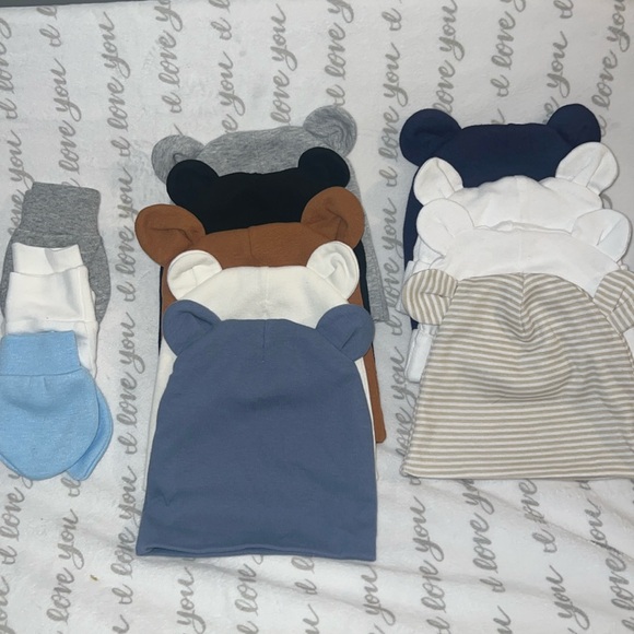 Baby Beanies - Picture 1 of 1